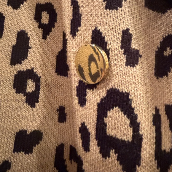 NWT” WOW!!!- KASPER ANIMAL PRINT SWEATER COAT- BRAND NEE!! - Picture 11 of 13